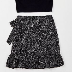 SHEIN Black and white Ruffled skirt